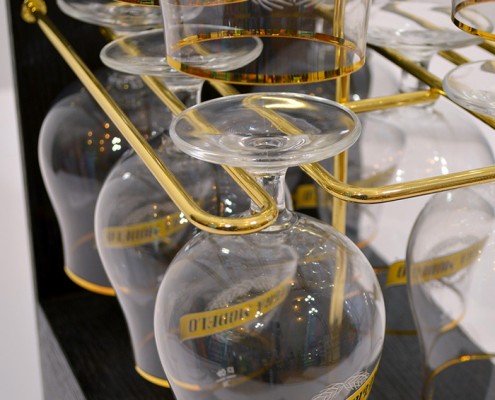 Negra Modelo Glass bar Rack